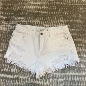 HIDDEN WHITE SHORTS